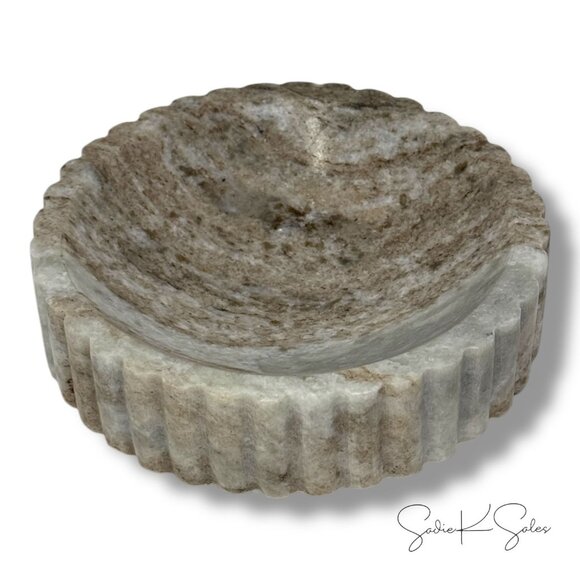 Scalloped Round Marble Dish – Threshold Studio McGee - Target 2023 - Picture 6 of 7